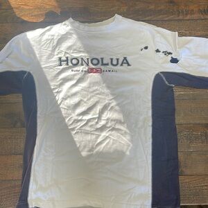 VINTAGE Honolulu surf company from Hawaii - Medium sweatshirt, runs large